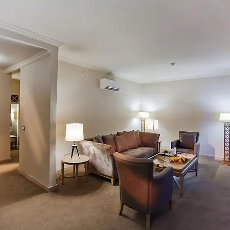 Quadas - Adult Only 4*
